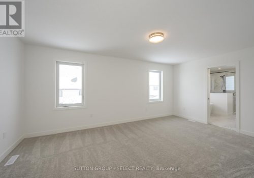 1898 FOUNTAIN GRASS DRIVE_15