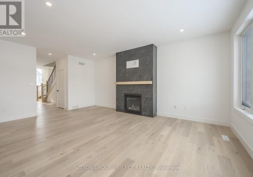 1898 FOUNTAIN GRASS DRIVE_05